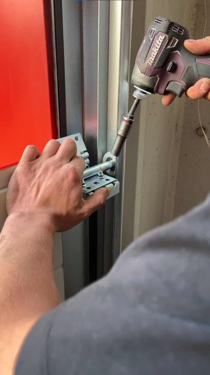 DrillScrewing